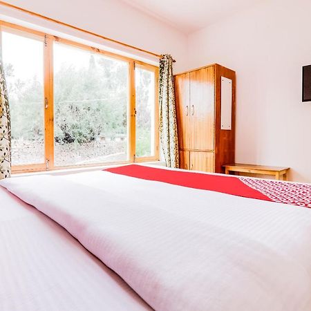 Oyo 72466 Hotel Yuvraj Shivpuri  Luaran gambar