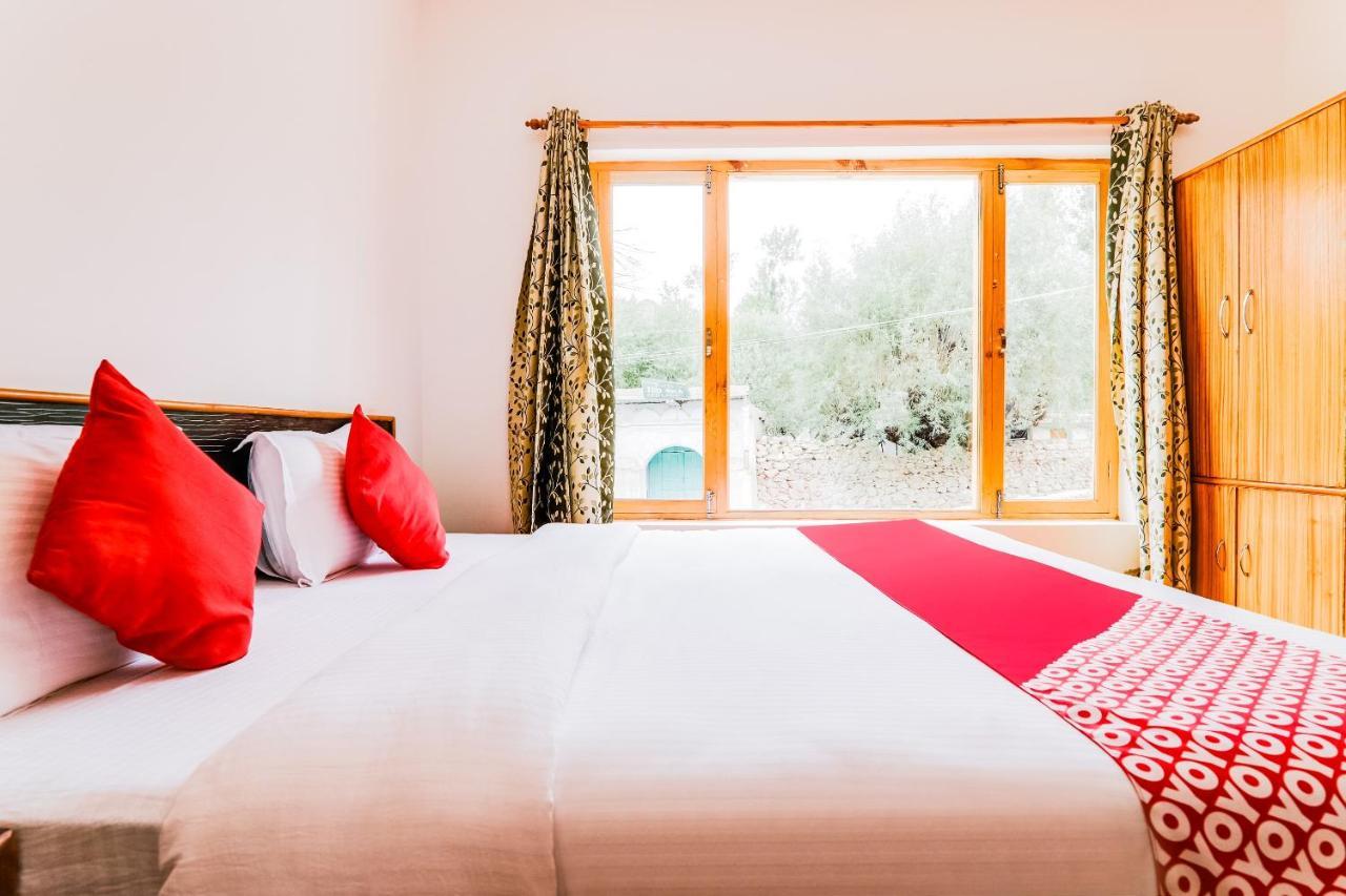 Oyo 72466 Hotel Yuvraj Shivpuri  Luaran gambar